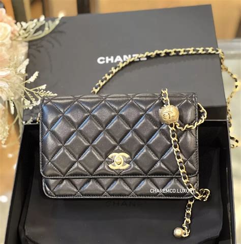 chanel satin wallet on chain|chanel wallet on chain preis.